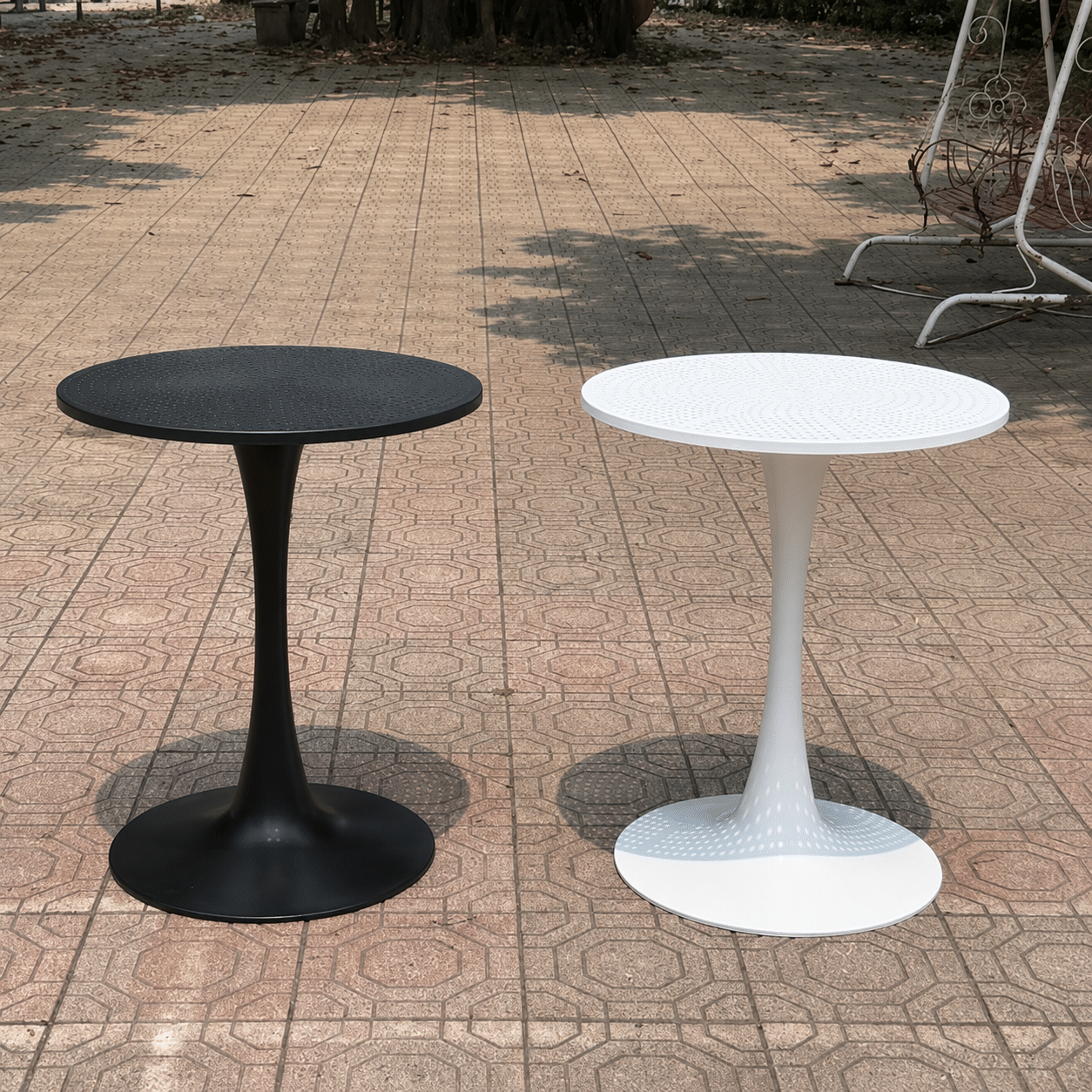 Bàn Tròn Tulip Mặt Nhựa Lỗ thuộc danh mục Bàn Cafe của Nội Thất OSCAR 2