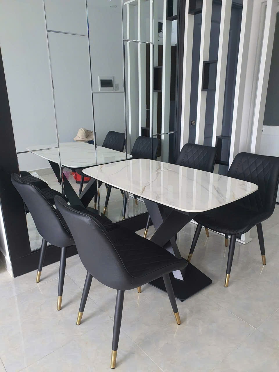 Bàn Chân Chữ X Thẳng thuộc danh mục bàn ăn tại Nội Thất OSCAR
