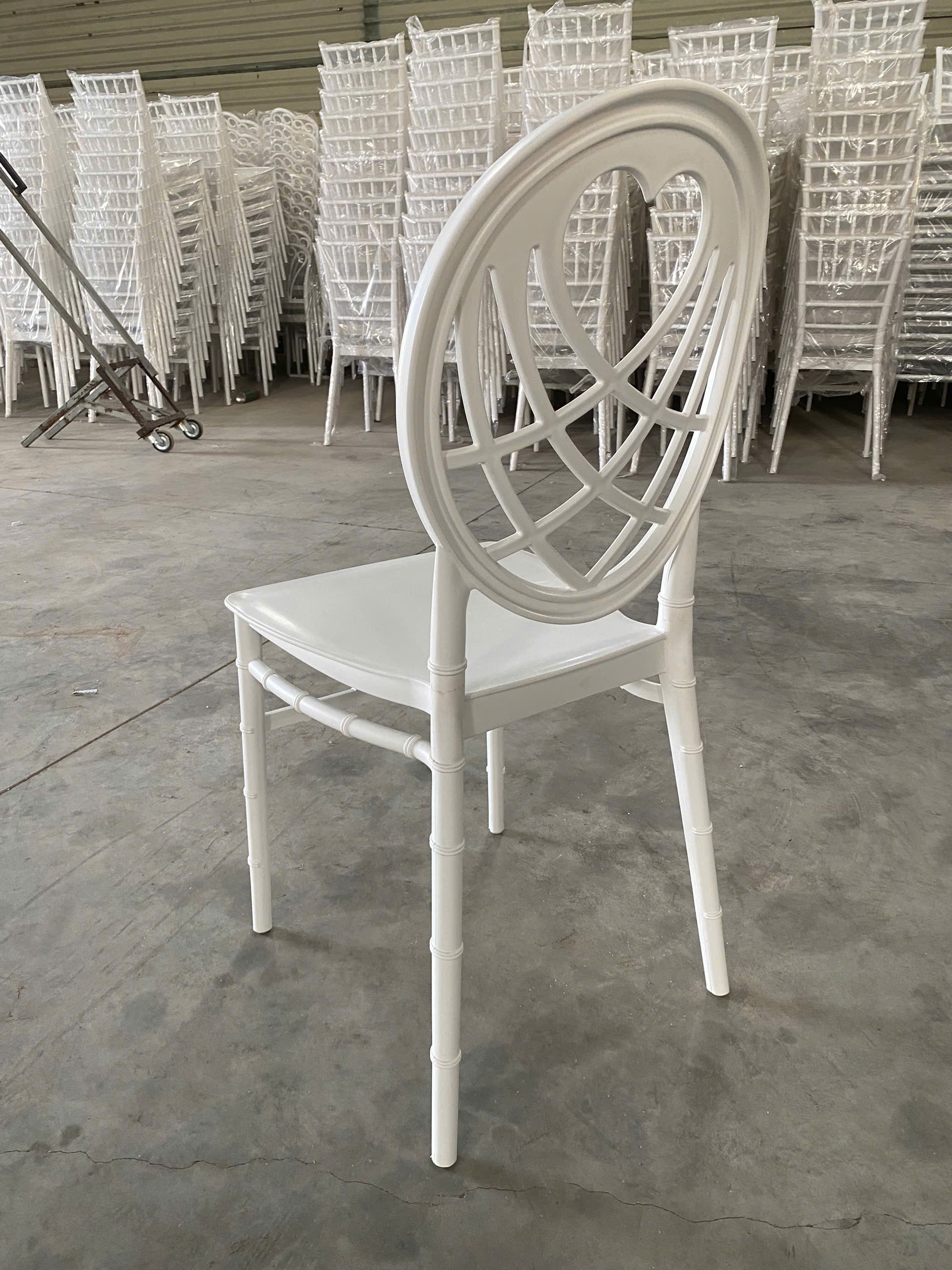 Sản phẩm Ghế Trái tim thuộc danh mục ghế sự kiện 3