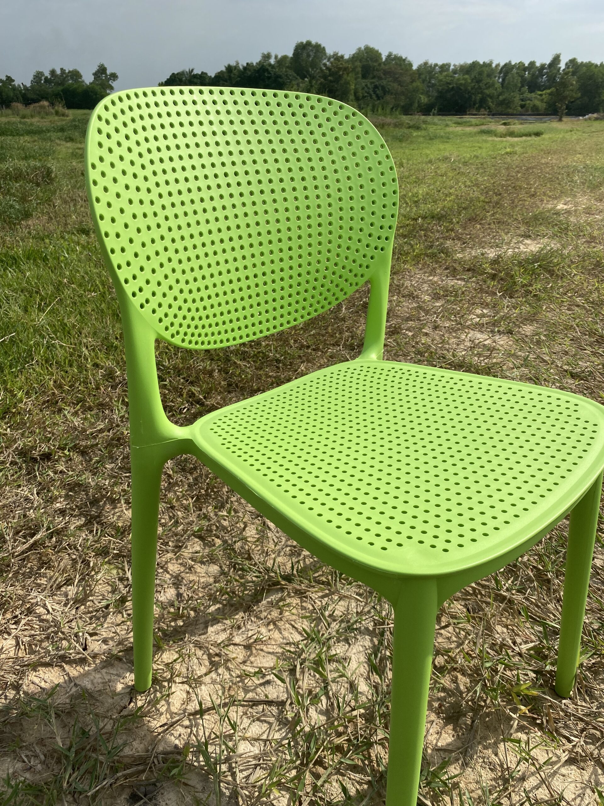 Ghế đục lỗ Hol Sankyo thuộc danh mục sản phẩm Nội Thất OSCAR 5