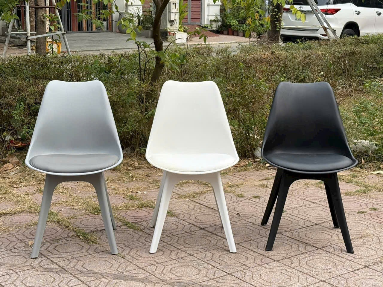 Ghế Nhựa Mặt Đệm thuộc danh mục Ghế Cafe của Nội Thất OSCAR 3
